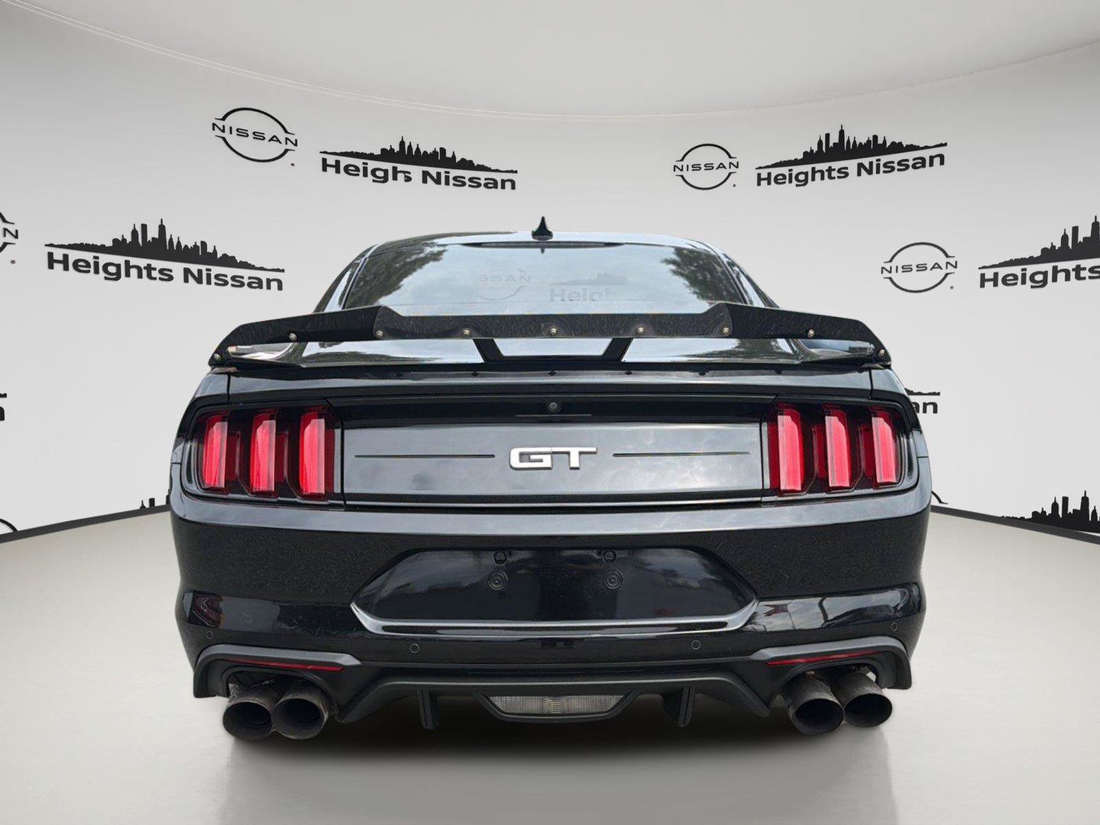Used 2022 Ford Mustang GT Premium RWD image 4
