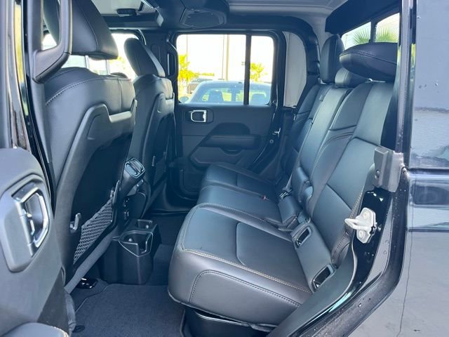 New 2025 Jeep Gladiator High Tide image 18