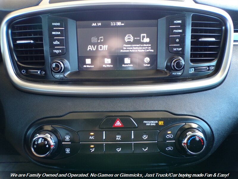 Used 2019 Kia Sorento L FWD image 33