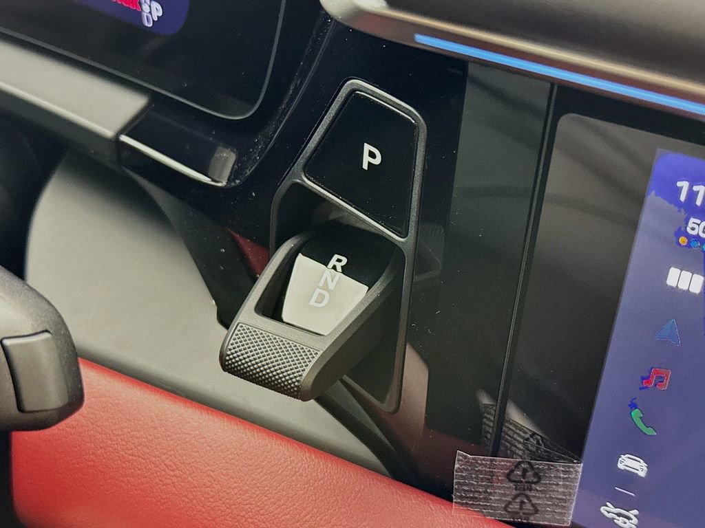 New 2026 Porsche Macan Electric image 22