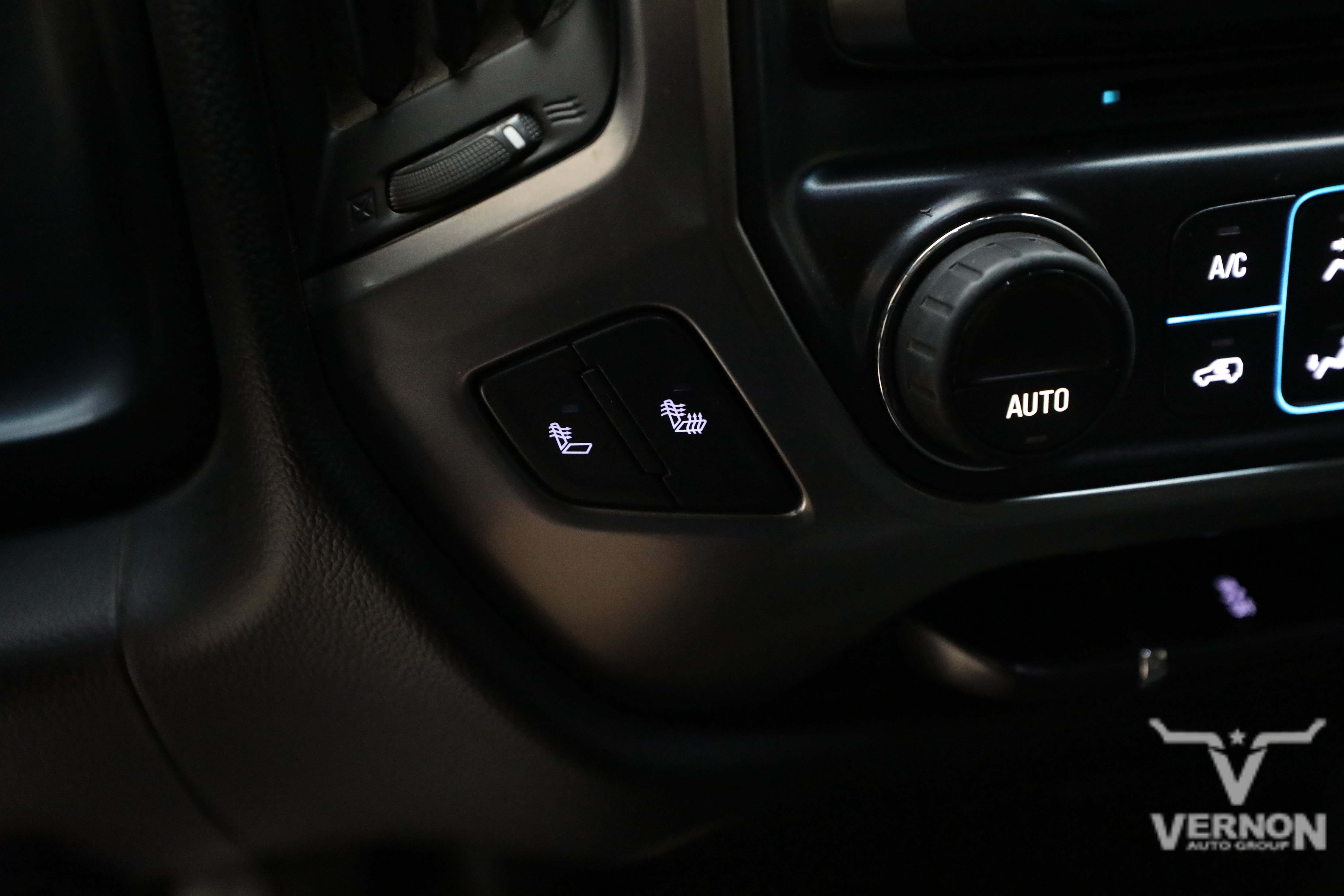 Used 2015 Chevrolet Silverado 1500 LT RWD image 25