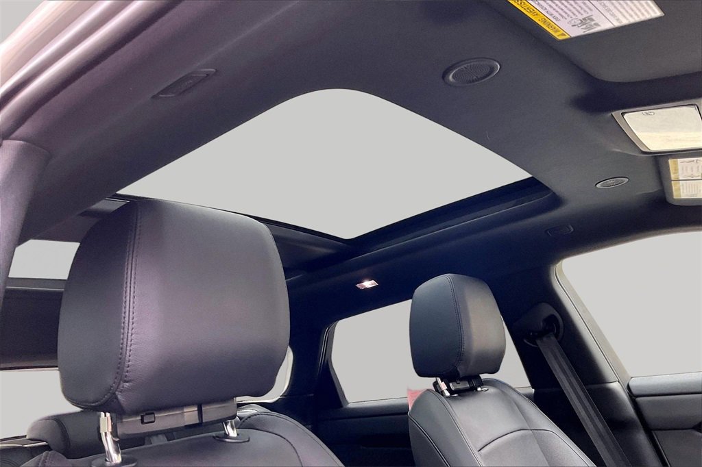 Certified 2026 Land Rover Range Rover Evoque S image 27