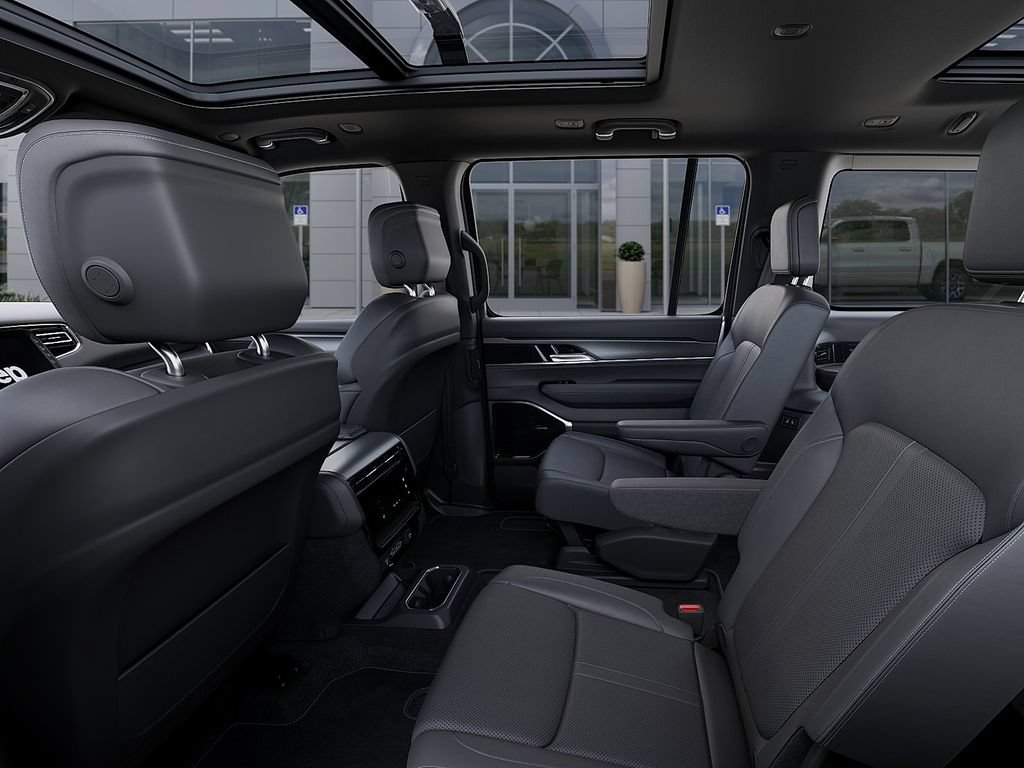 New 2025 Jeep Wagoneer L Series II w/ Premium Group I AWD/4WD image 23