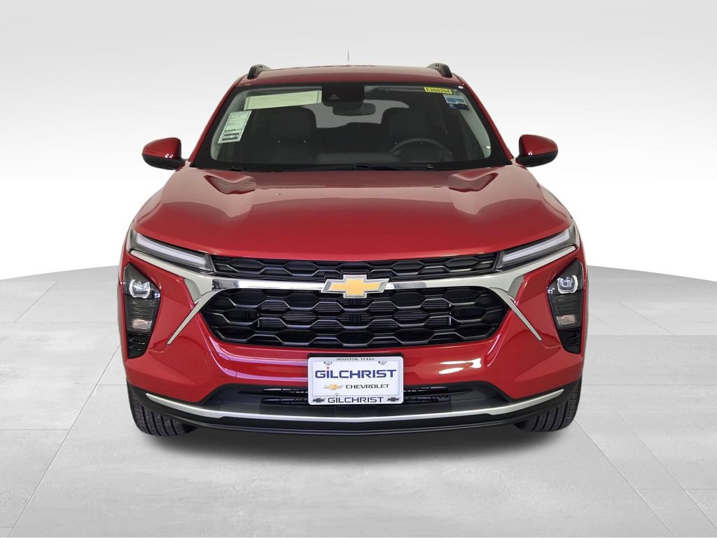 New 2026 Chevrolet Trax LT w/ Driver Confidence Package FWD image 2