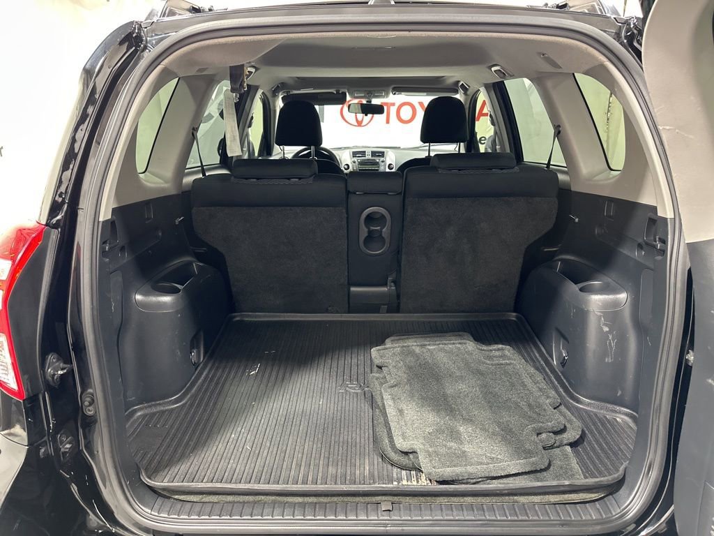 Used 2010 Toyota RAV4 Sport image 8