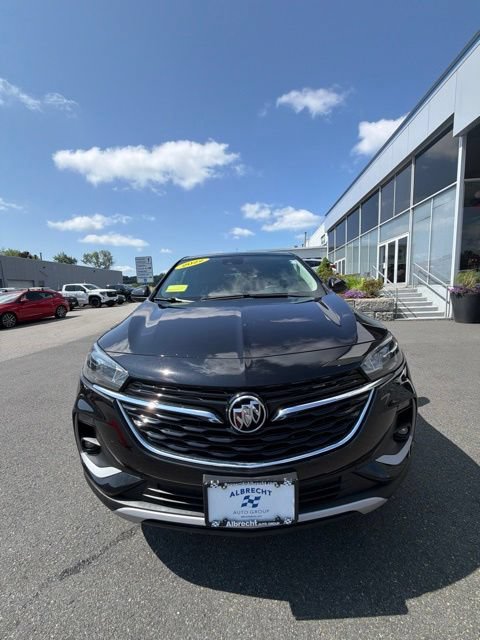 Certified 2022 Buick Encore GX Preferred w/ Cold Weather Comfort Package AWD/4WD image 2