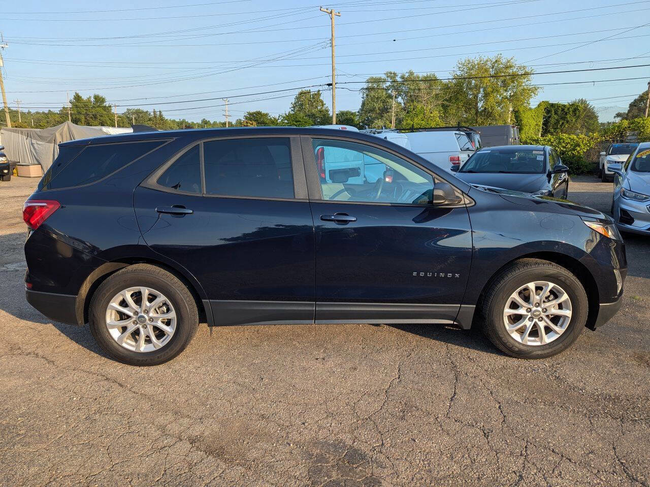 Used 2020 Chevrolet Equinox LS w/ LPO, Cargo Package image 8
