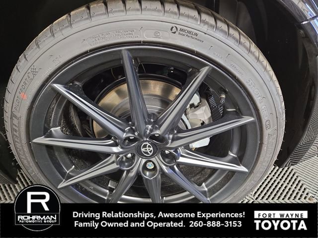 New 2025 Toyota GR86 Premium image 10