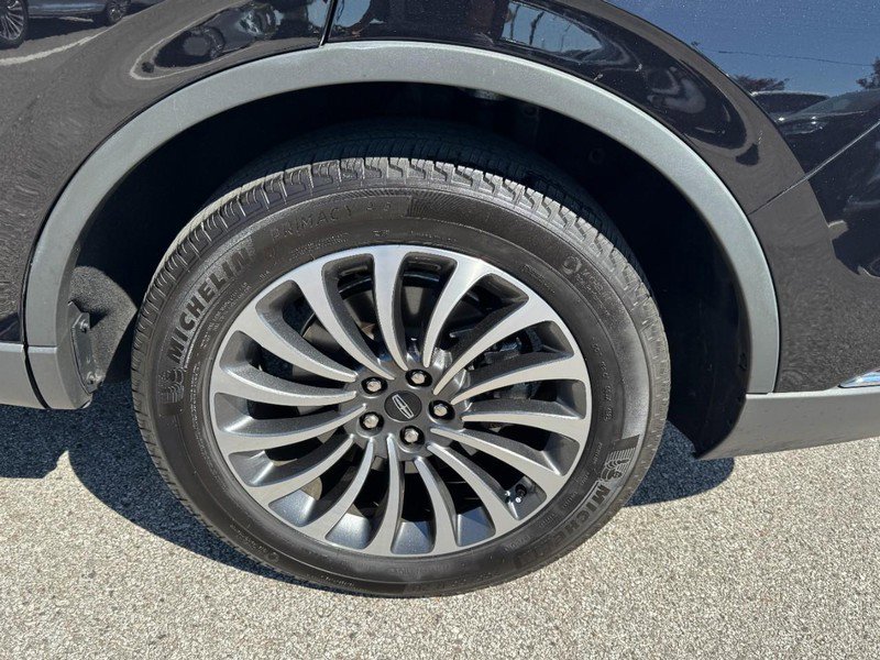 Certified 2024 Lincoln Aviator Reserve image 27