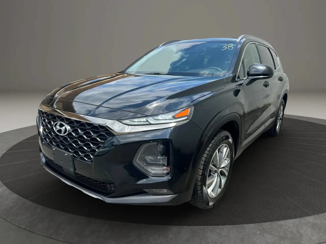 Used 2019 Hyundai Santa Fe SEL w/ Cargo Package AWD/4WD image 1