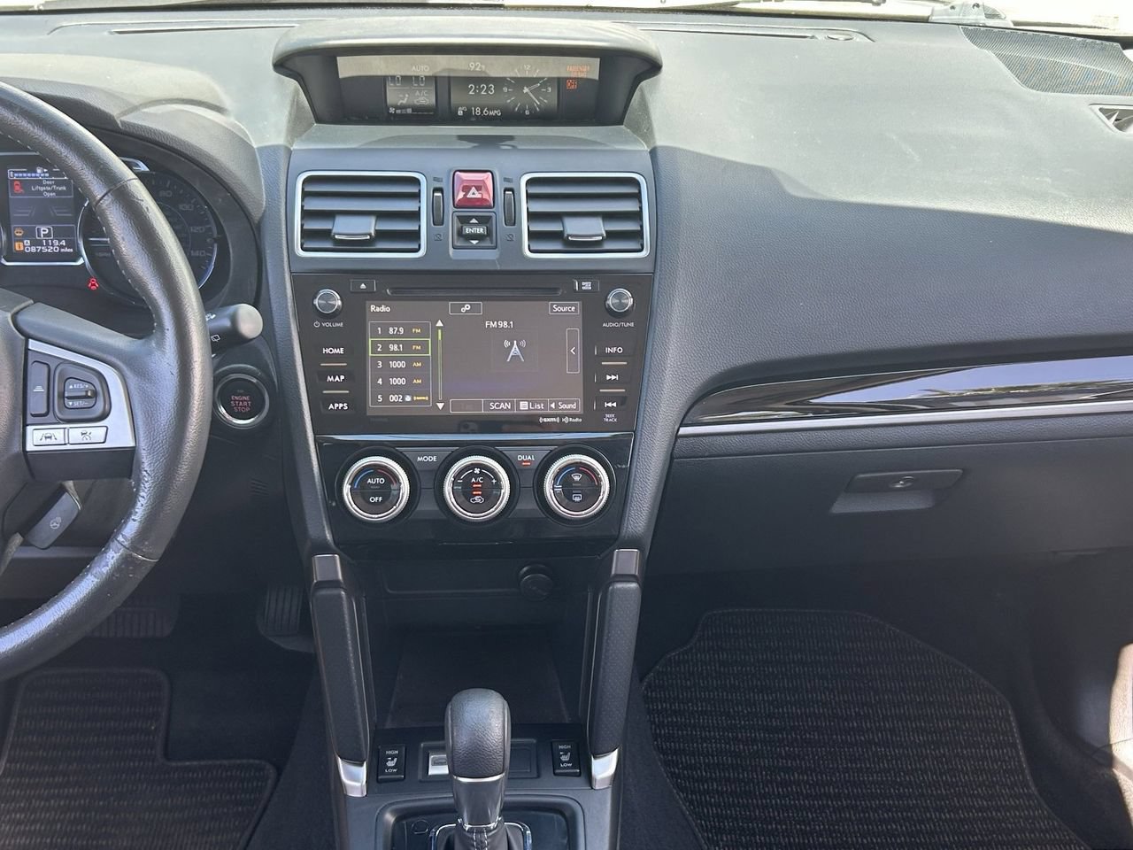 Used 2018 Subaru Forester 2.5i Touring w/ Popular Package #3B AWD/4WD image 18