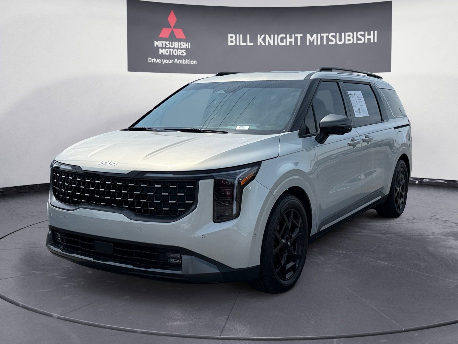 Used 2025 Kia Carnival SX Prestige