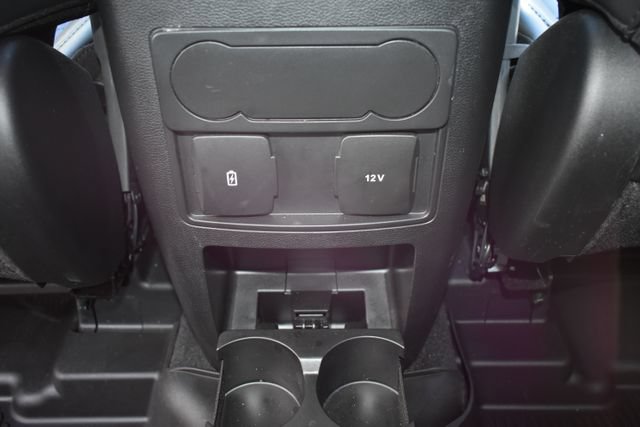 Used 2023 Ford Explorer XLT w/ Equipment Group 202A AWD/4WD image 36