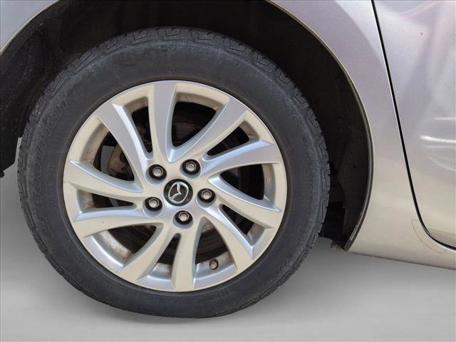 Used 2013 MAZDA MAZDA3 i Grand Touring w/ Tech Pkg image 11