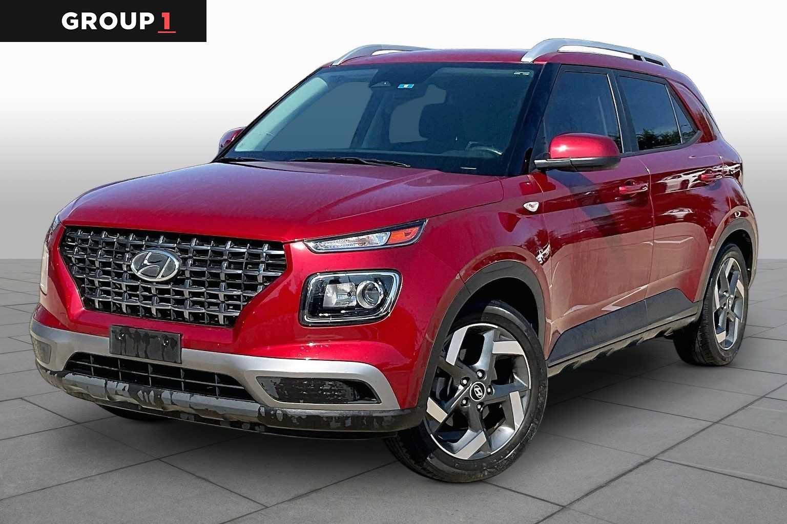 Used 2023 Hyundai Venue SEL w/ Cargo Package