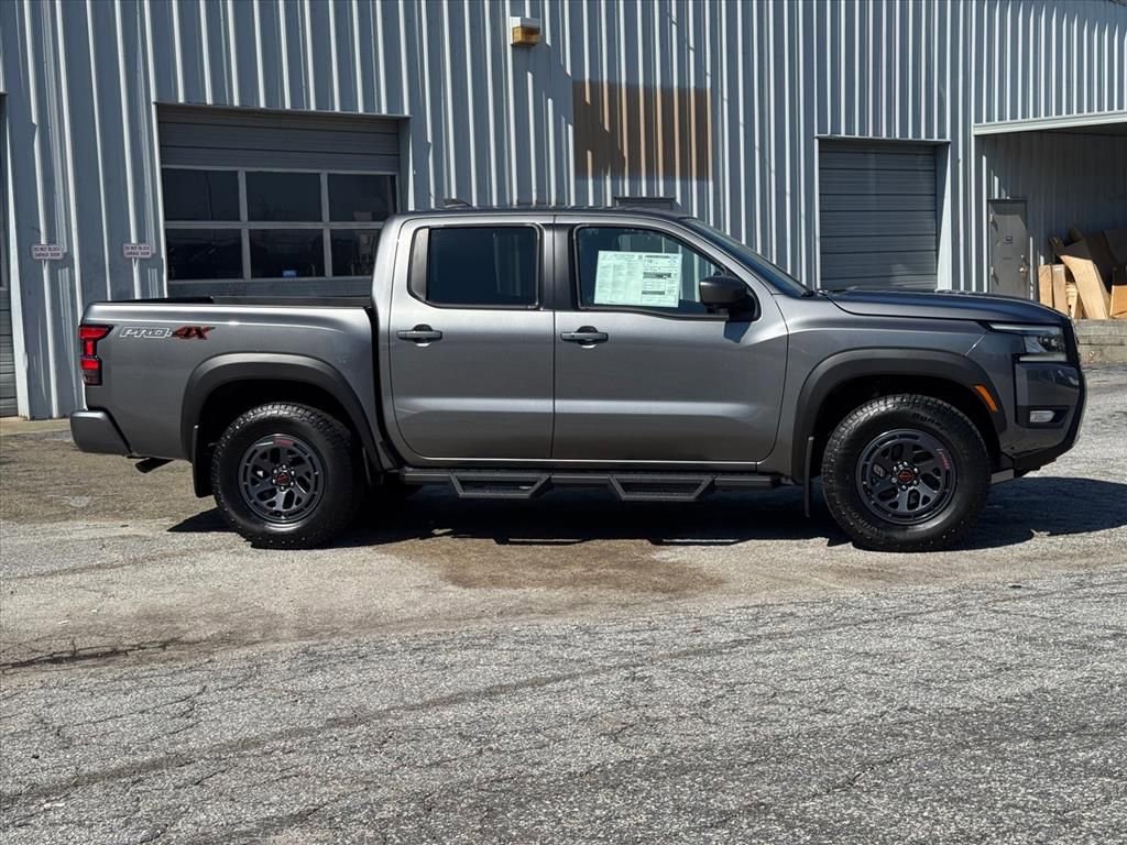 New 2026 Nissan Frontier PRO-4X w/ Pro-4x Convenience Package image 2