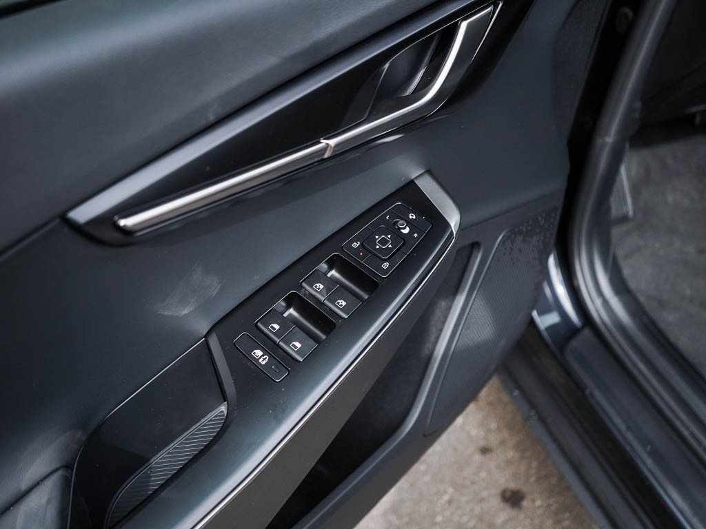 New 2026 Kia EV6 Light AWD/4WD image 18