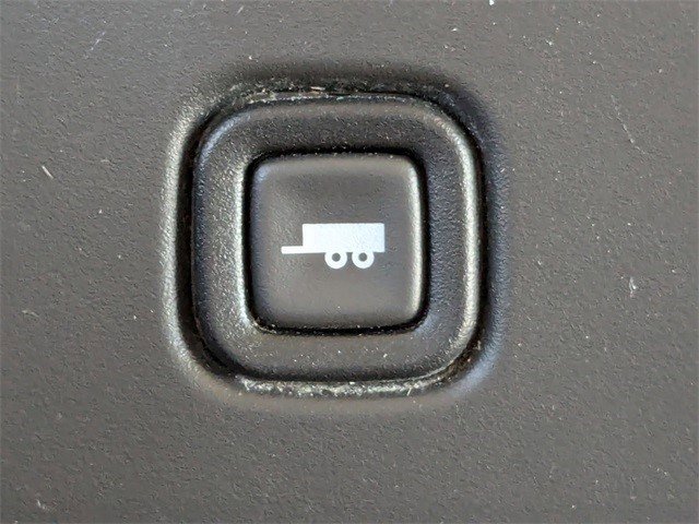 Certified 2021 Chevrolet Express 2500 Extended w/ Driver Convenience Package image 17