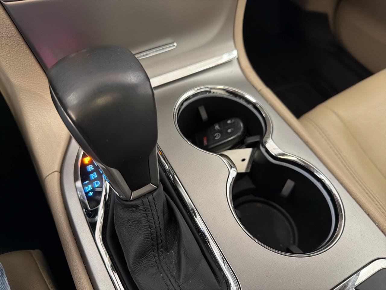 Used 2018 Jeep Grand Cherokee Limited AWD/4WD image 28