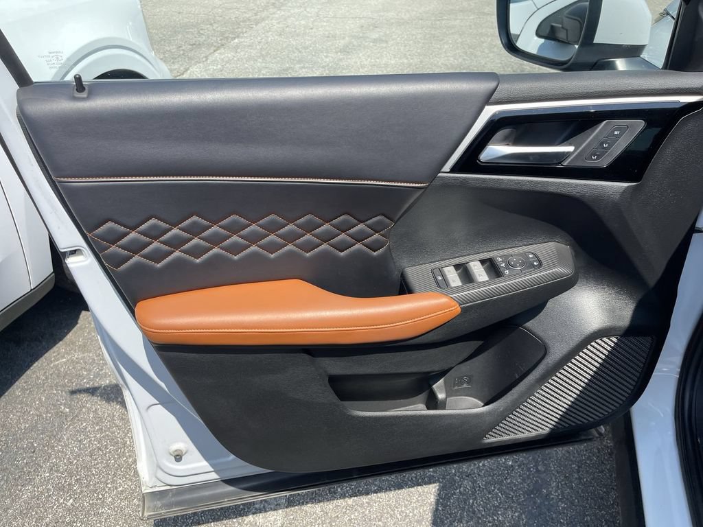 Used 2022 Mitsubishi Outlander SEL AWD/4WD image 5