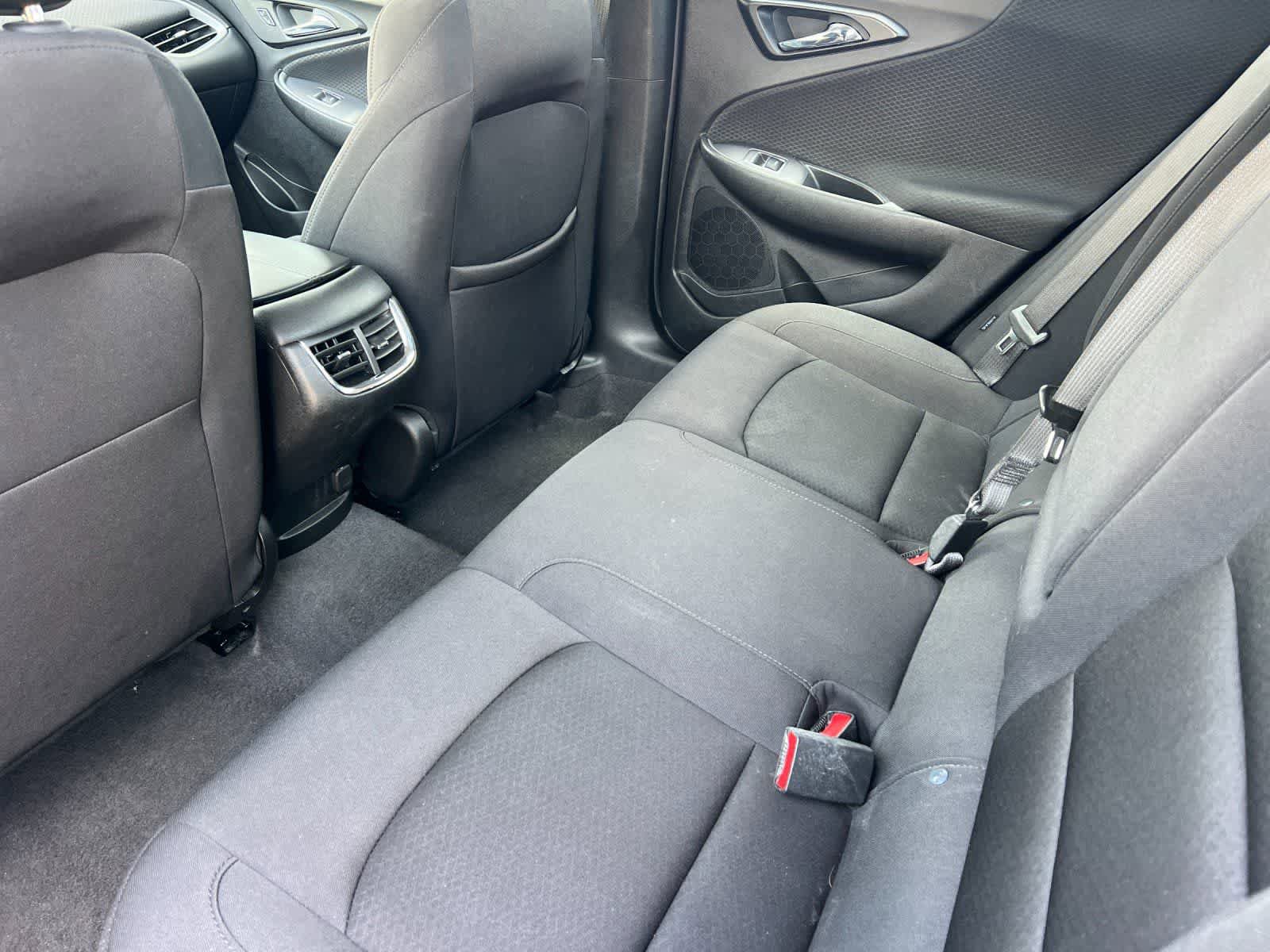 Used 2024 Chevrolet Malibu LT FWD image 5