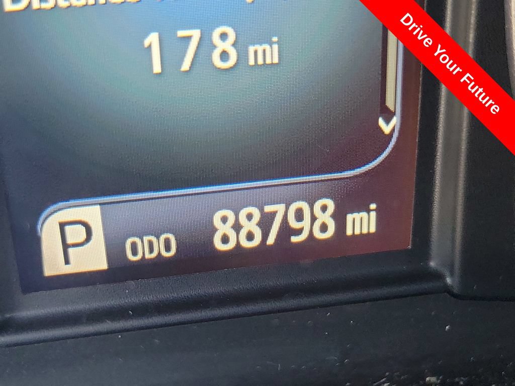 Used 2017 Toyota Sienna XLE w/ XLE Navigation Package FWD image 9