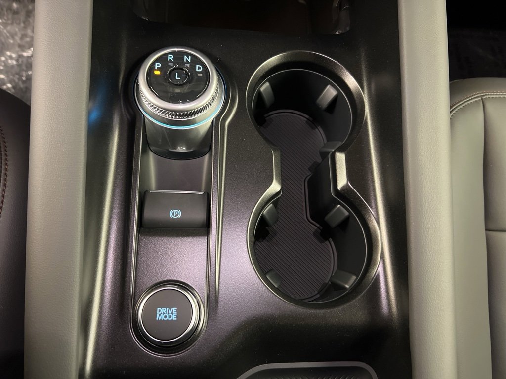 New 2025 Ford Explorer Active w/ Active Comfort Package image 16