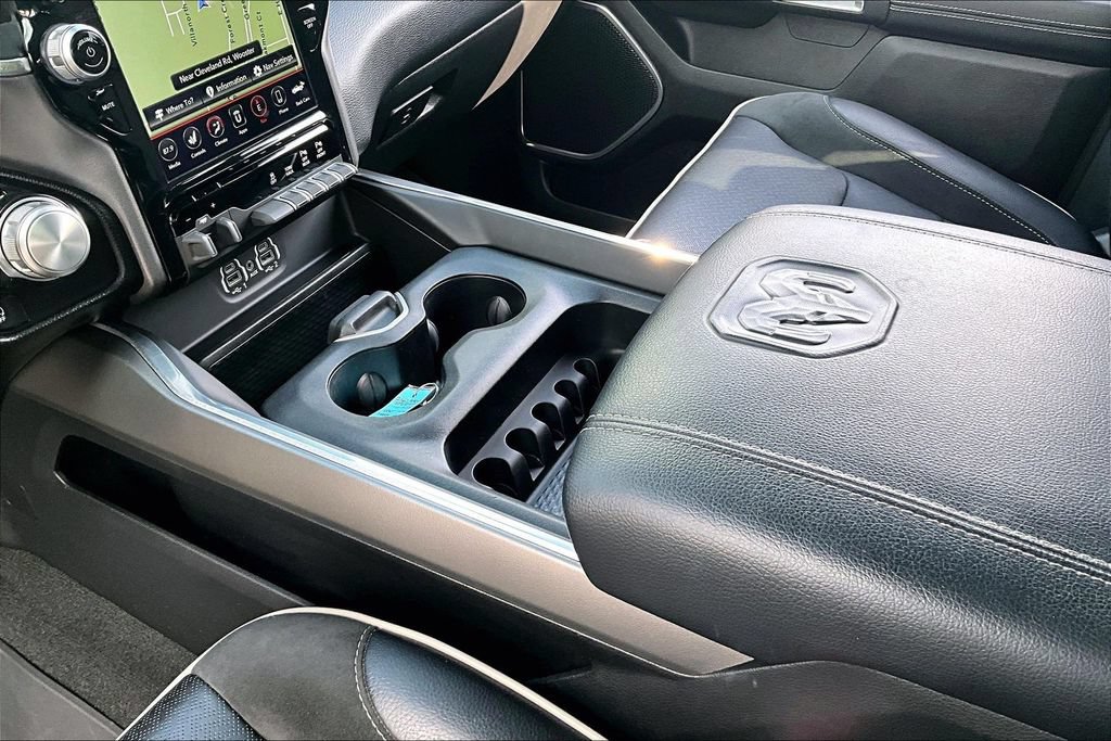 Used 2021 RAM 1500 Laramie w/ Sport Appearance Package AWD/4WD image 19