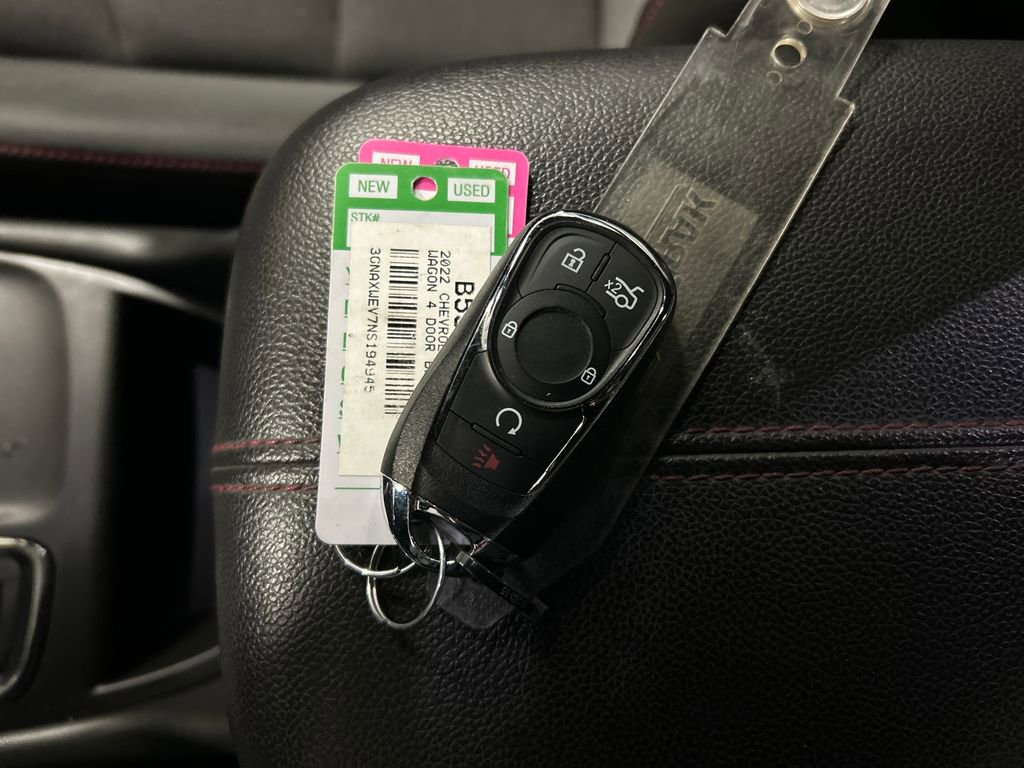 Used 2022 Chevrolet Equinox RS image 22