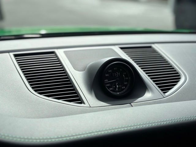 Used 2023 Porsche Macan GTS image 37