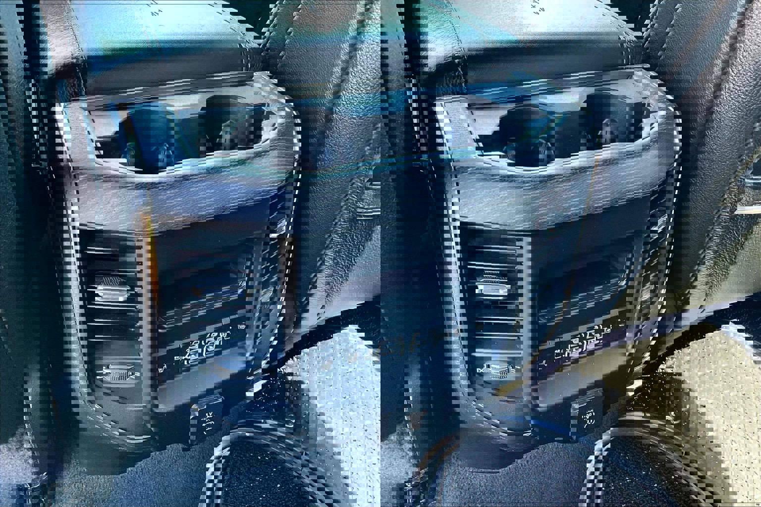 Used 2019 RAM 1500 Limited image 11