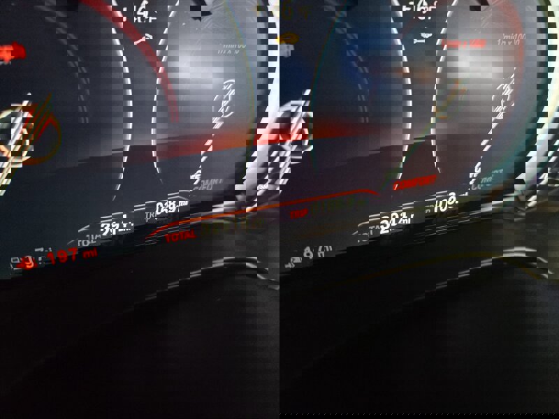 Used 2017 BMW 530i image 25