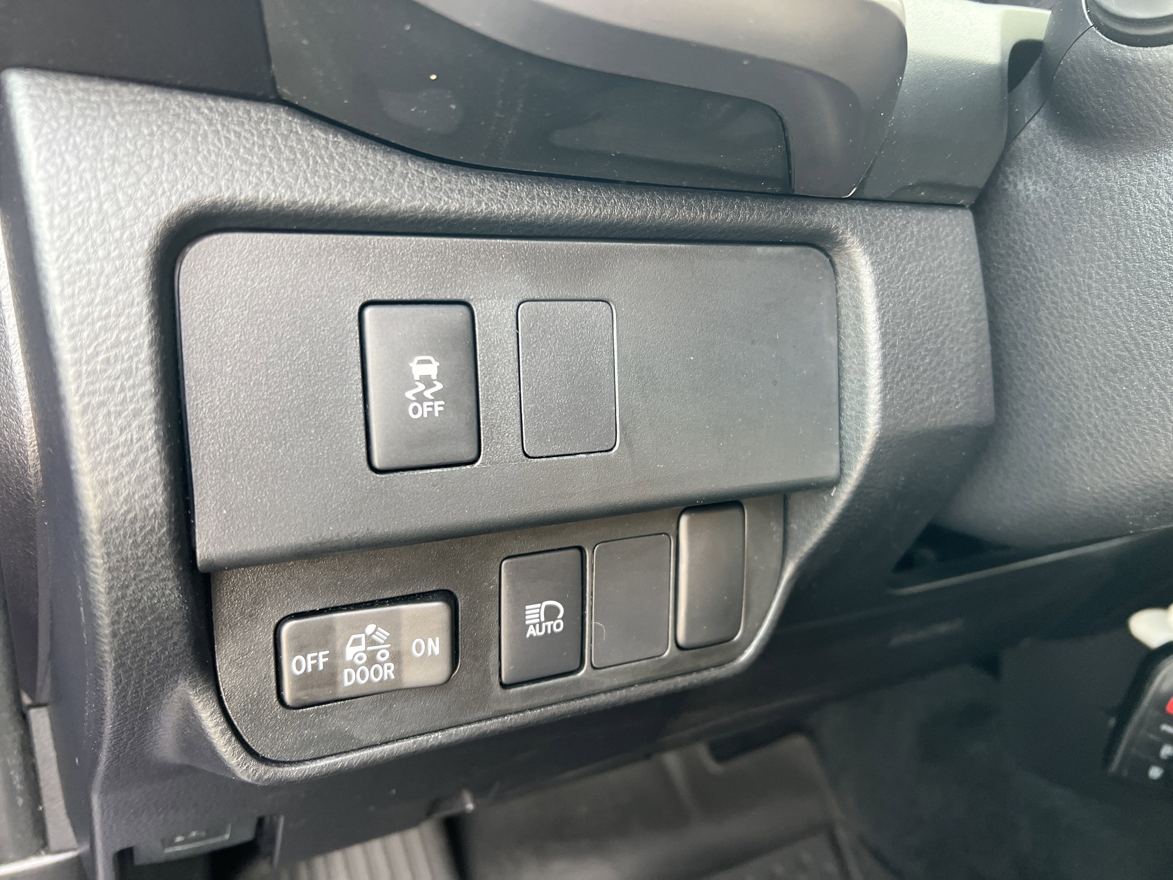 Certified 2023 Toyota Tacoma SR5 image 13