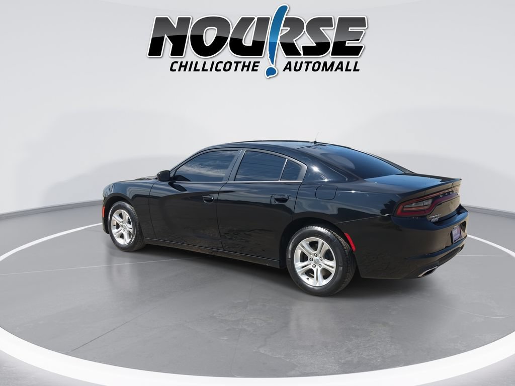Used 2020 Dodge Charger SXT RWD image 6
