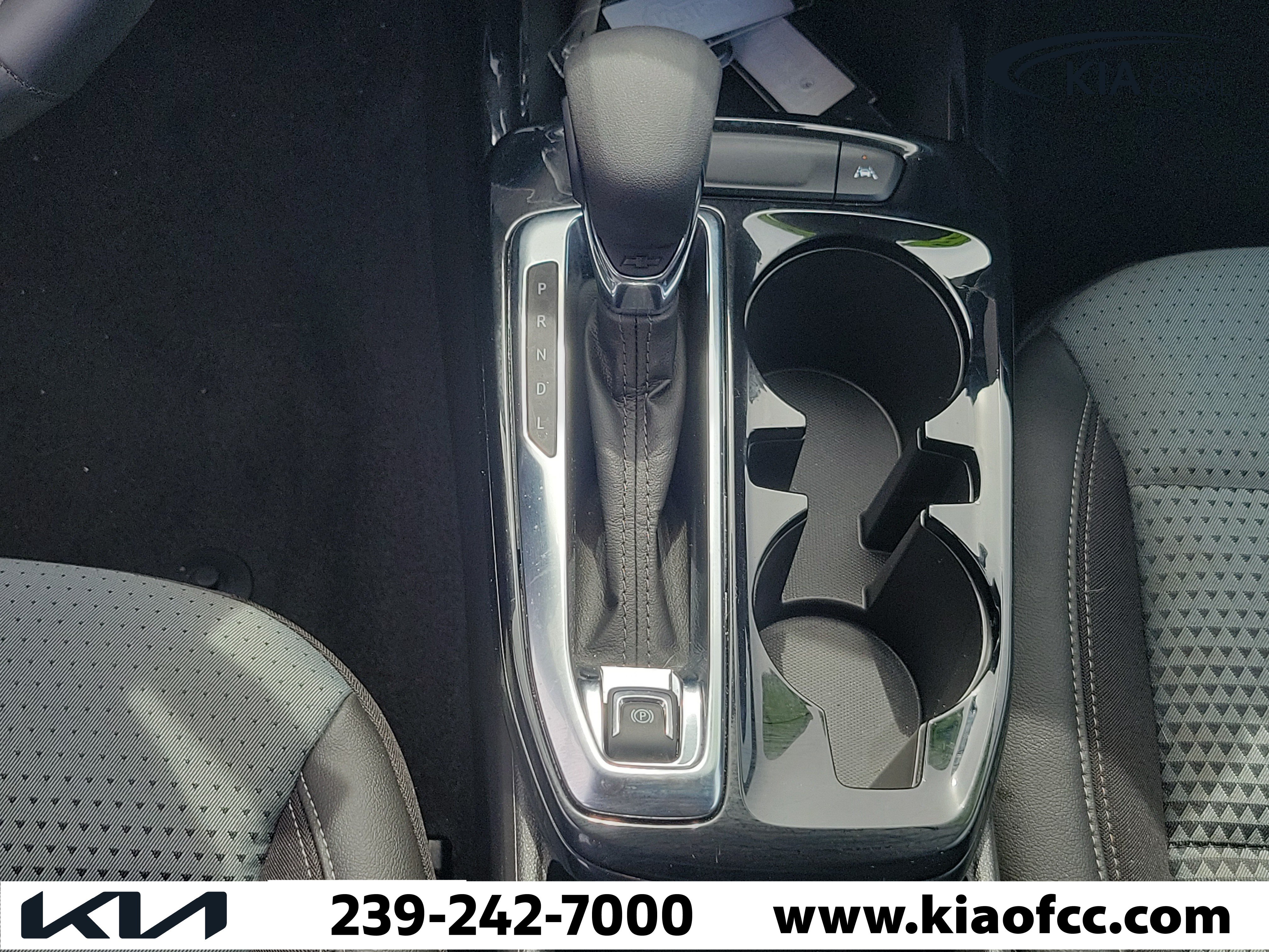 Used 2025 Chevrolet Trax LT w/ Driver Confidence Package FWD image 19