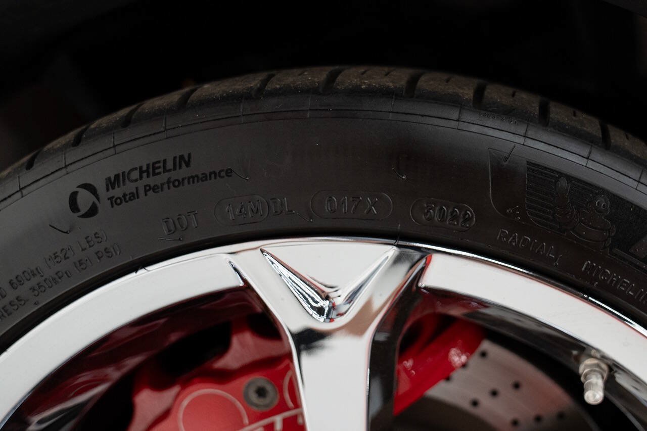 Used 2013 Chevrolet Corvette Grand Sport w/ 2LT Preferred Equipment Group RWD image 63