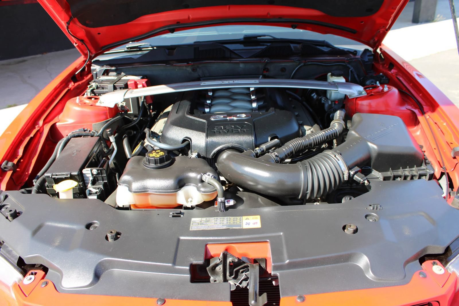 Used 2012 Ford Mustang GT Premium RWD image 24