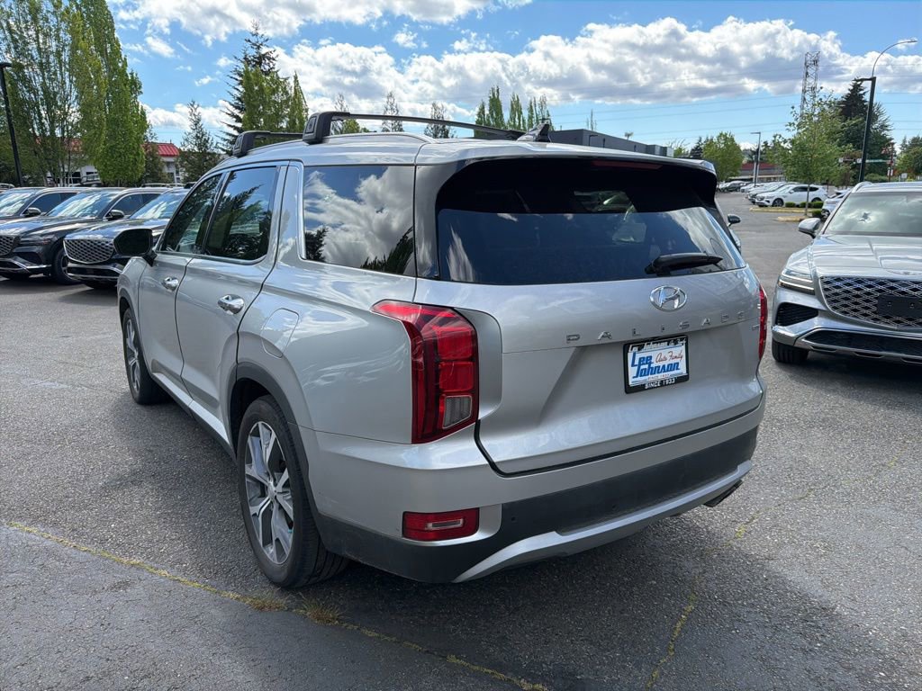 Used 2022 Hyundai Palisade SEL w/ 8P Bench Seat Package AWD/4WD image 3