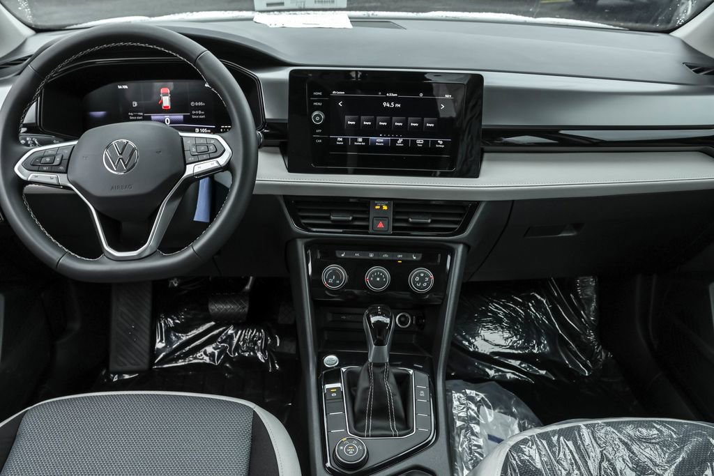 New 2026 Volkswagen Taos S image 32