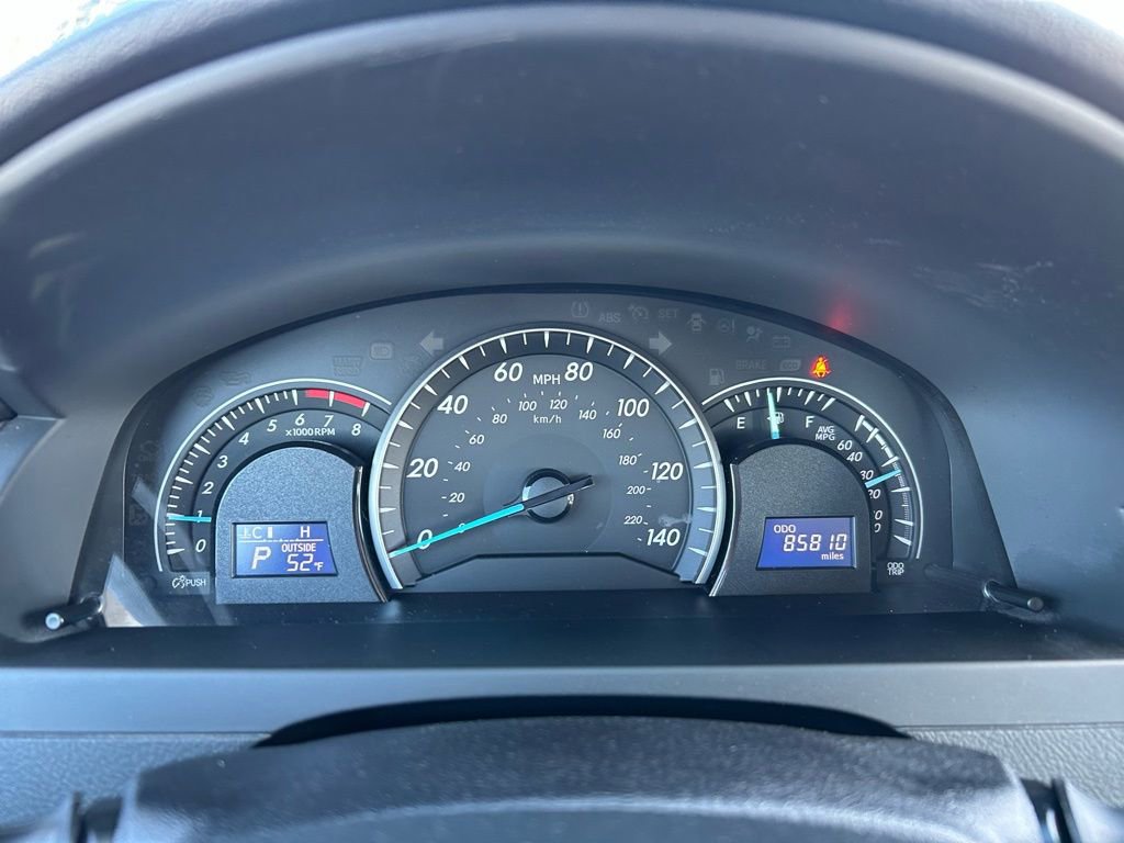 Used 2014 Toyota Camry LE image 13