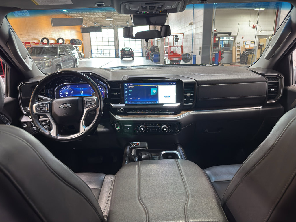 Used 2024 Chevrolet Silverado 1500 RST image 16