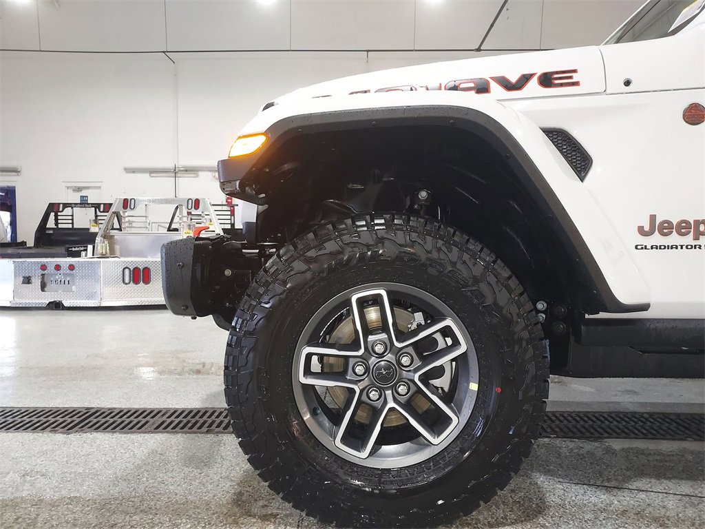 New 2026 Jeep Gladiator Mojave image 16