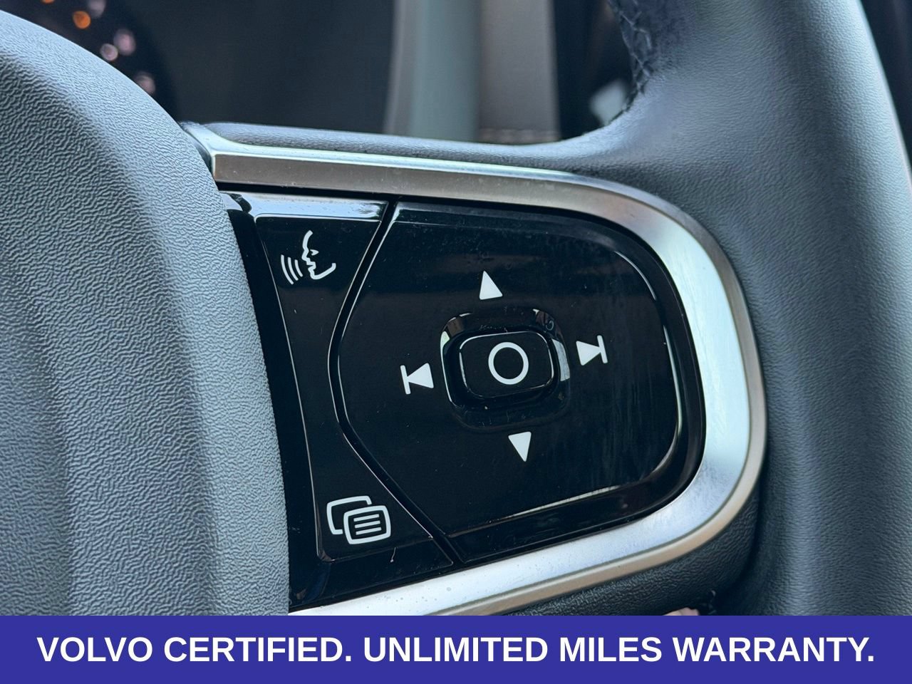 Certified 2025 Volvo XC60 B5 Ultra w/ Protection Package Premier AWD/4WD image 18