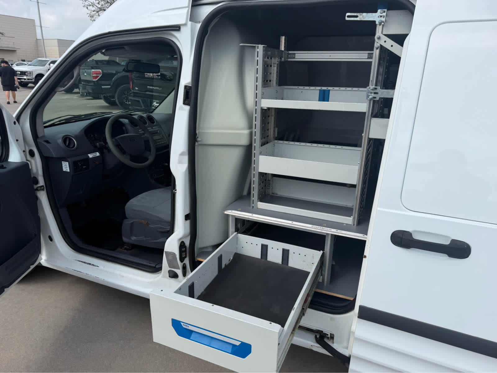 Used 2013 Ford Transit Connect XLT image 21