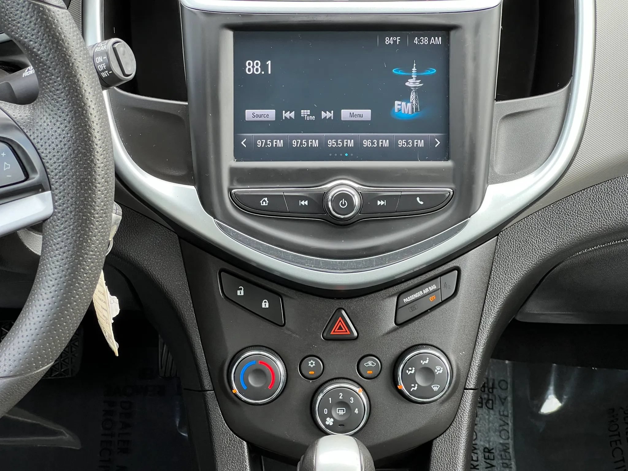 Used 2017 Chevrolet Sonic LT FWD image 24