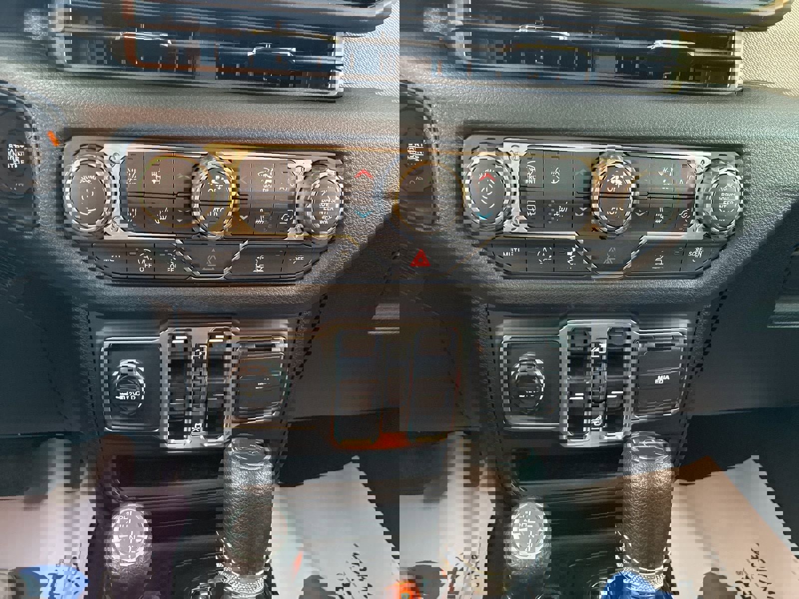 New 2026 Jeep Gladiator Sport image 22