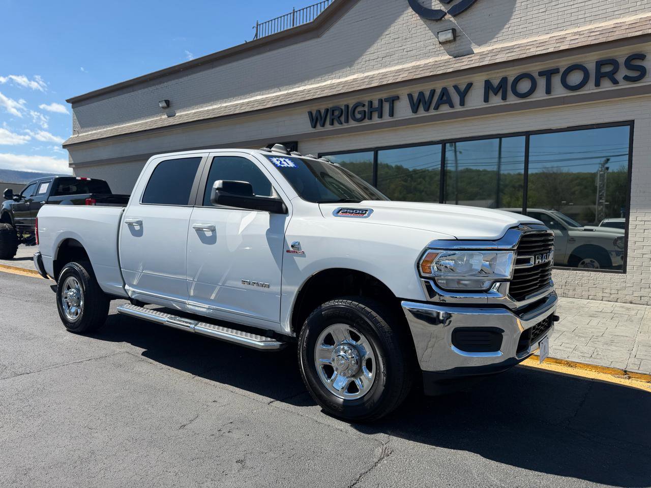 Used 2021 RAM 2500 Big Horn AWD/4WD image 1