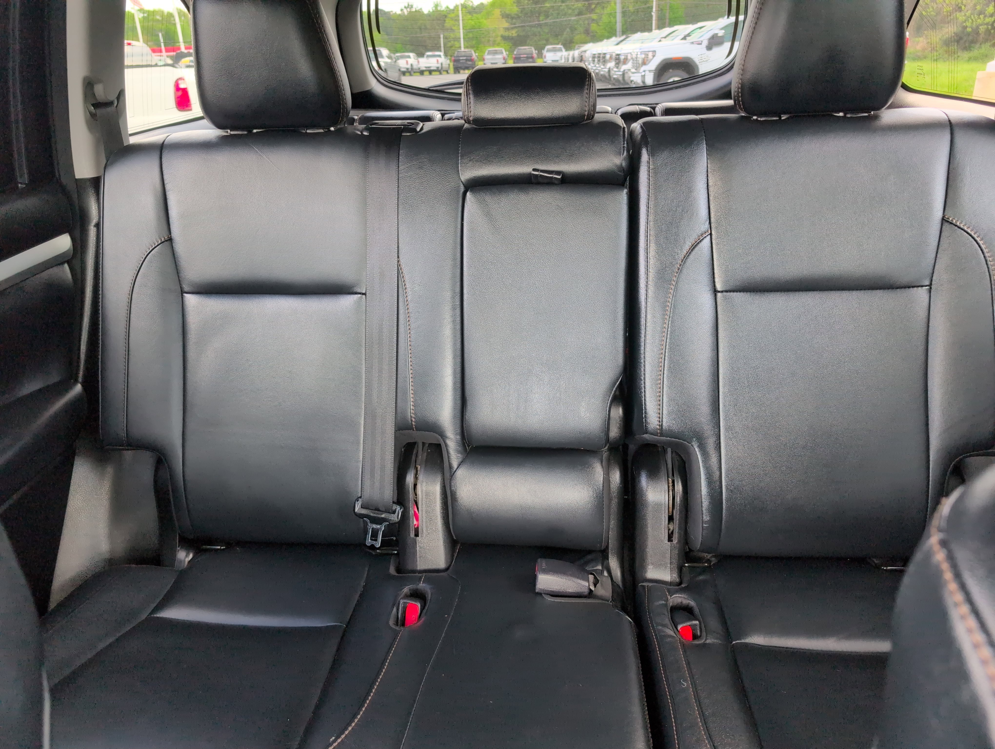 Used 2018 Toyota Highlander XLE image 27