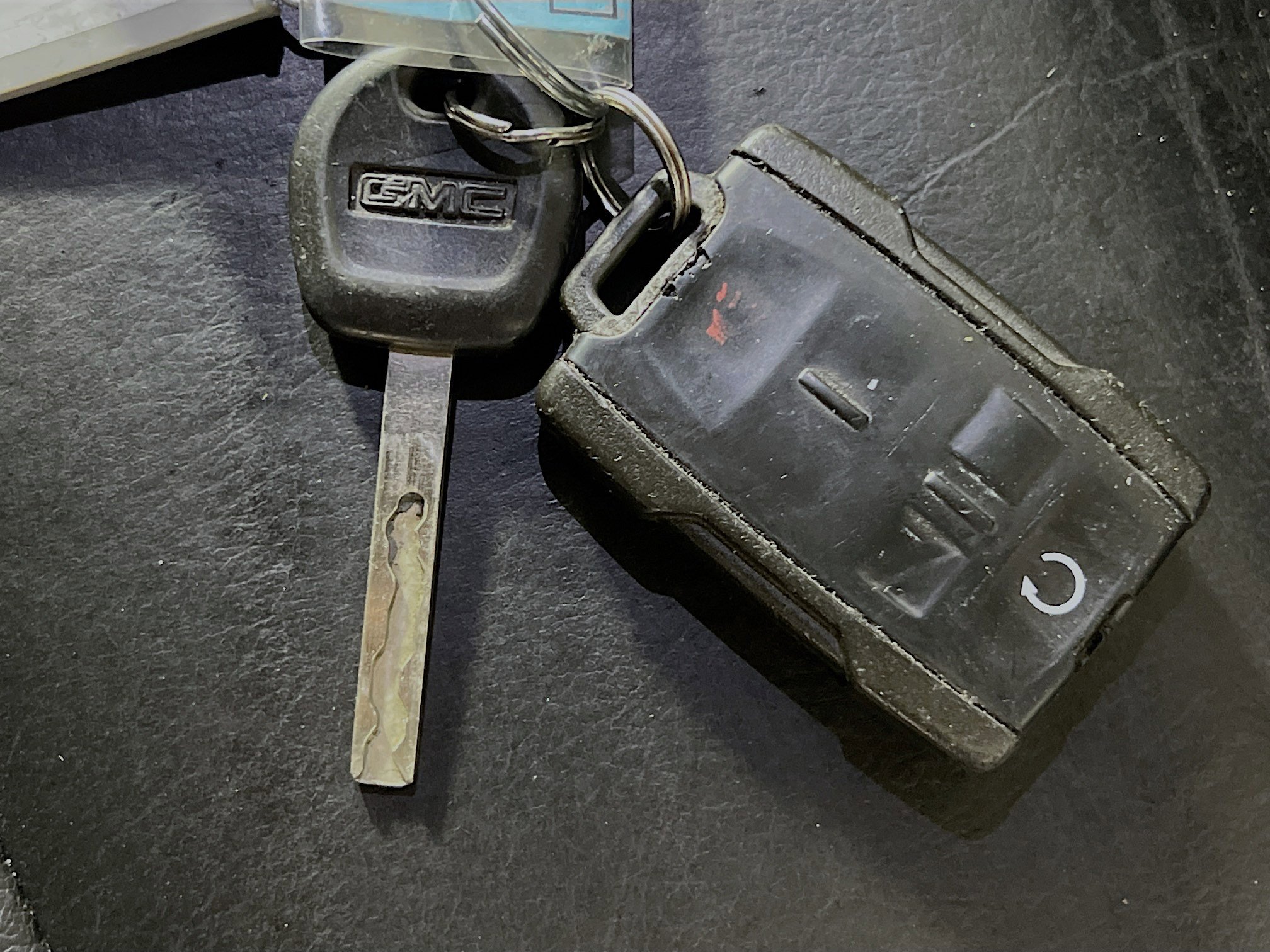 Used 2019 GMC Yukon XL SLE w/ SLE Value Package image 35