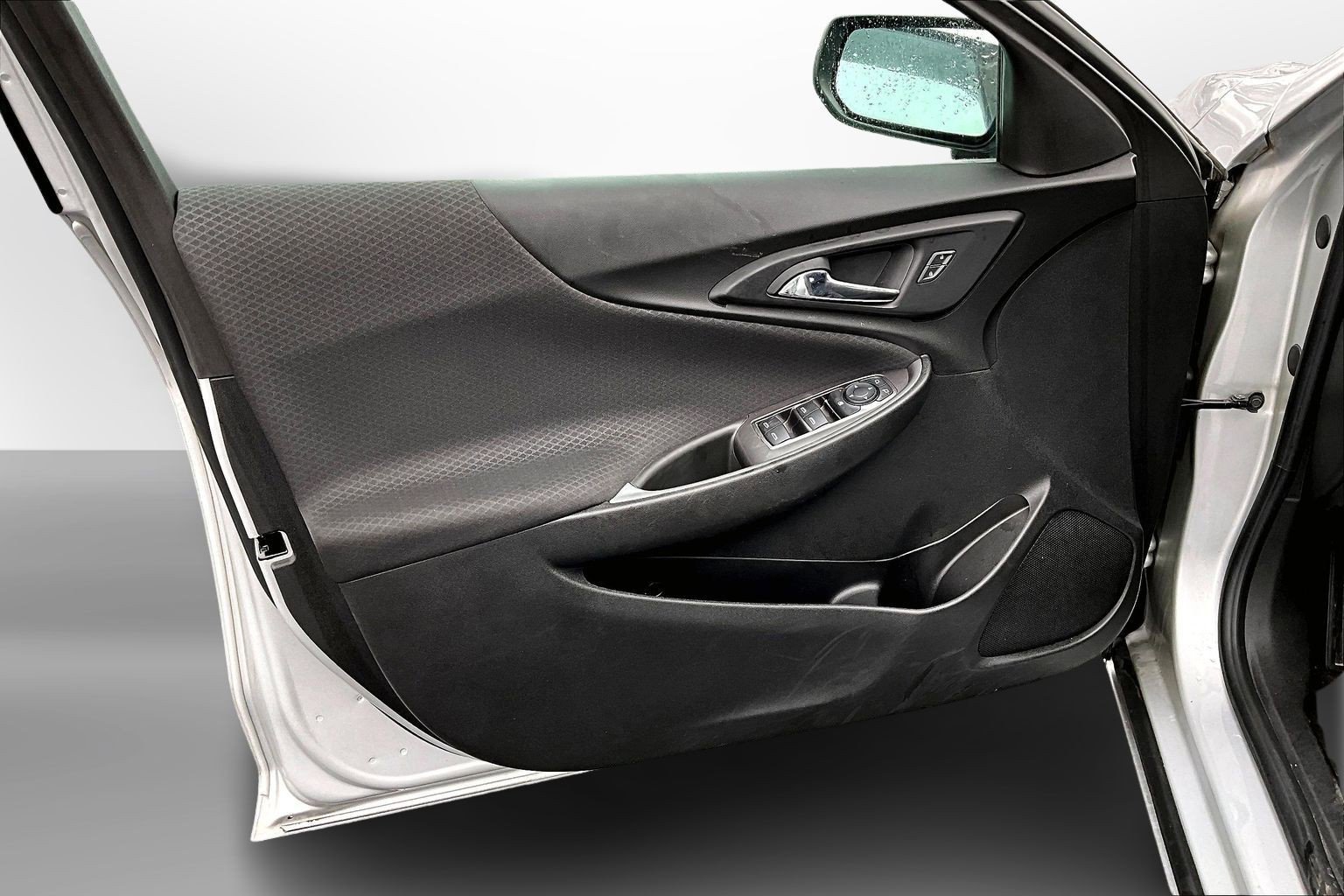 Used 2020 Chevrolet Malibu LS FWD image 24